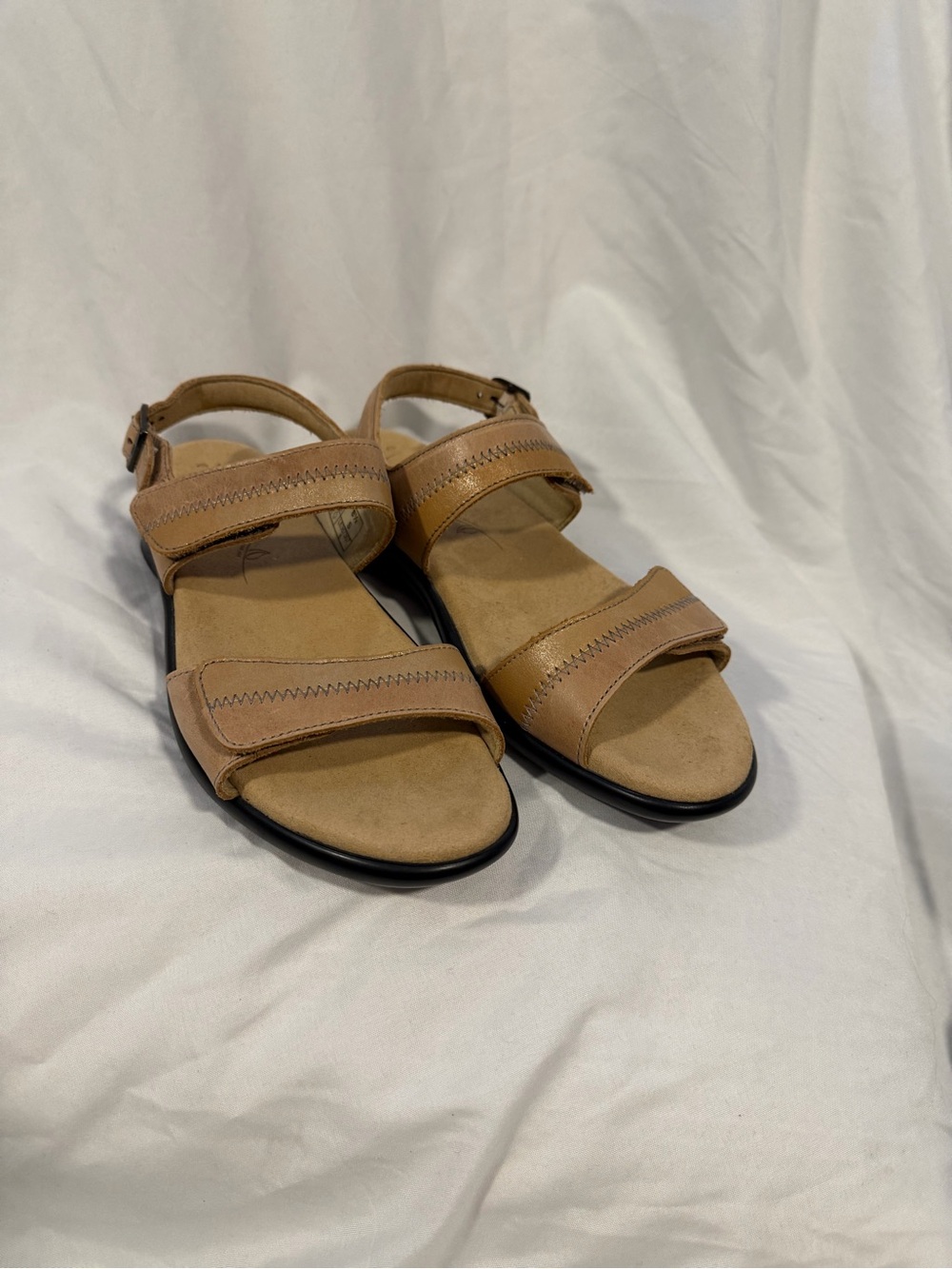 SAS Women's Tan Leather Adjustable-Strap Sandals